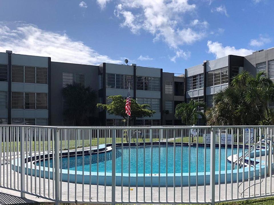 Designer River View Apartments Fort Lauderdale Exterior foto